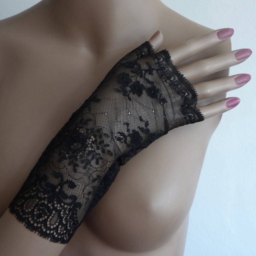 Handschuhe aus exklusiver franzsischer Leavers-Spitze Millesia Cabaret  Schwarz | eBay.de